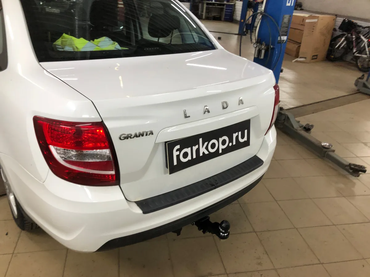 Фаркоп TowRus для Lada Granta (вкл. Cross) 2012- 279529 в Иркутск