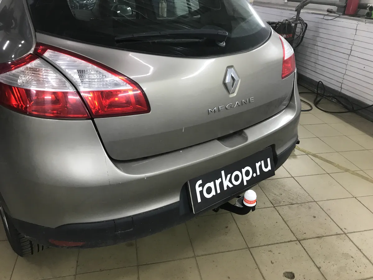 Фаркоп Трейлер для Renault Megane (5дв. хэтчбек ) 2008-2016 Арт. 9050 9050 в Иркутск Фаркоп Трейлер для Renault Megane (5дв. хэтчбек ) 2008-2016 Арт. 9050 9050 в Иркутск