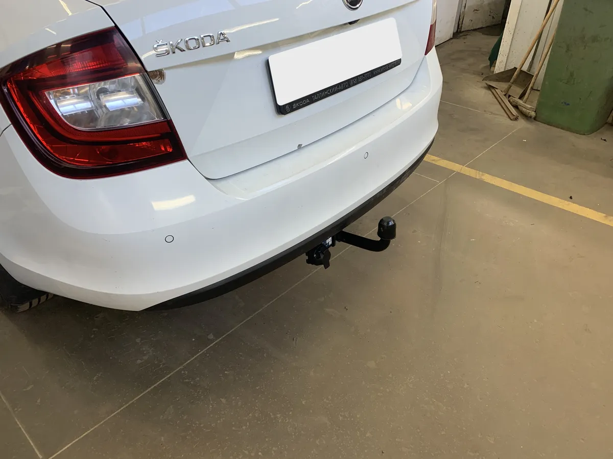 Фаркоп Berg для Skoda Rapid 2014-2020 F.5112.001 в Иркутск