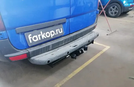 Фаркоп Steinhof для Volkswagen Crafter 2006-2016 (для а/м со ступенькой) V-033 в Иркутск