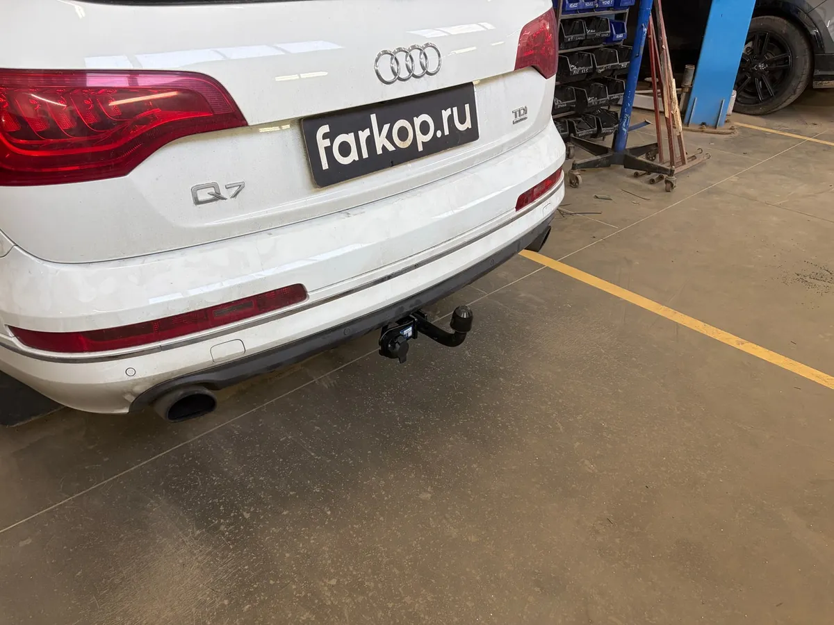 Фаркоп Berg для Audi Q7 2006-2015 F.5813.001 в Иркутск