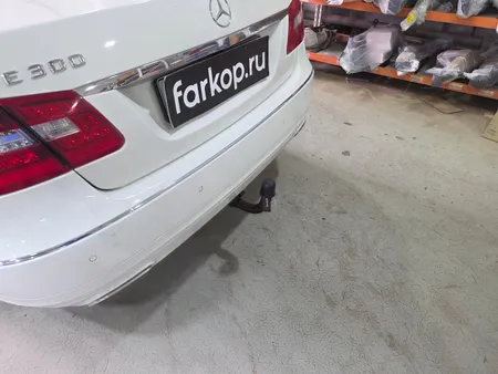 Фаркоп Steinhof для Mercedes E-class (седан) 2009-2016 Арт. M-118 M-118 в Иркутск