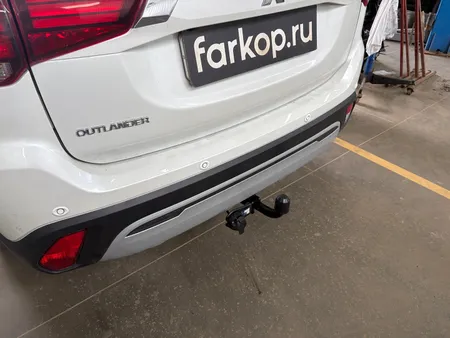 Фаркоп Berg для Mitsubishi Outlander 2012-2022 Арт. F.4013.001 F.4013.001 в Иркутск