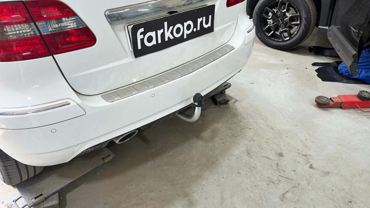 Фаркоп Galia для Mercedes B-class 2005-2011 M113A в Иркутск Фаркоп Galia для Mercedes B-class 2005-2011 M113A в Иркутск