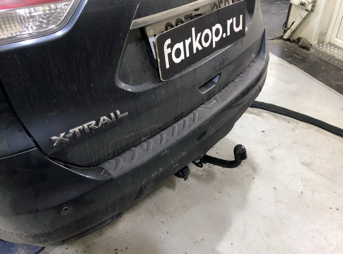 Фаркоп Berg для Nissan X-Trail 2015-2022 F.4113.002 в Иркутск Фаркоп Berg для Nissan X-Trail 2015-2022 F.4113.002 в Иркутск