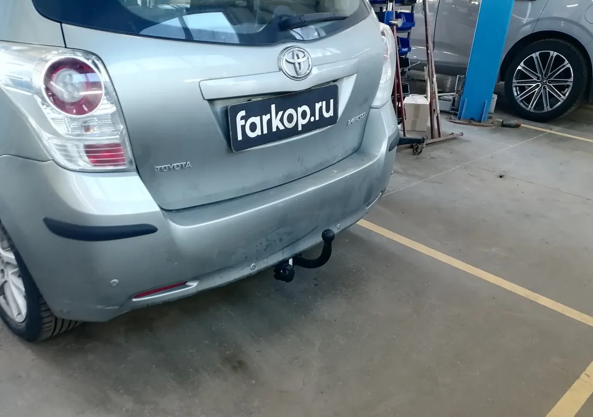 Фаркоп Steinhof для Toyota Verso 2009-2012 Арт. T-210 T-210 в Иркутск