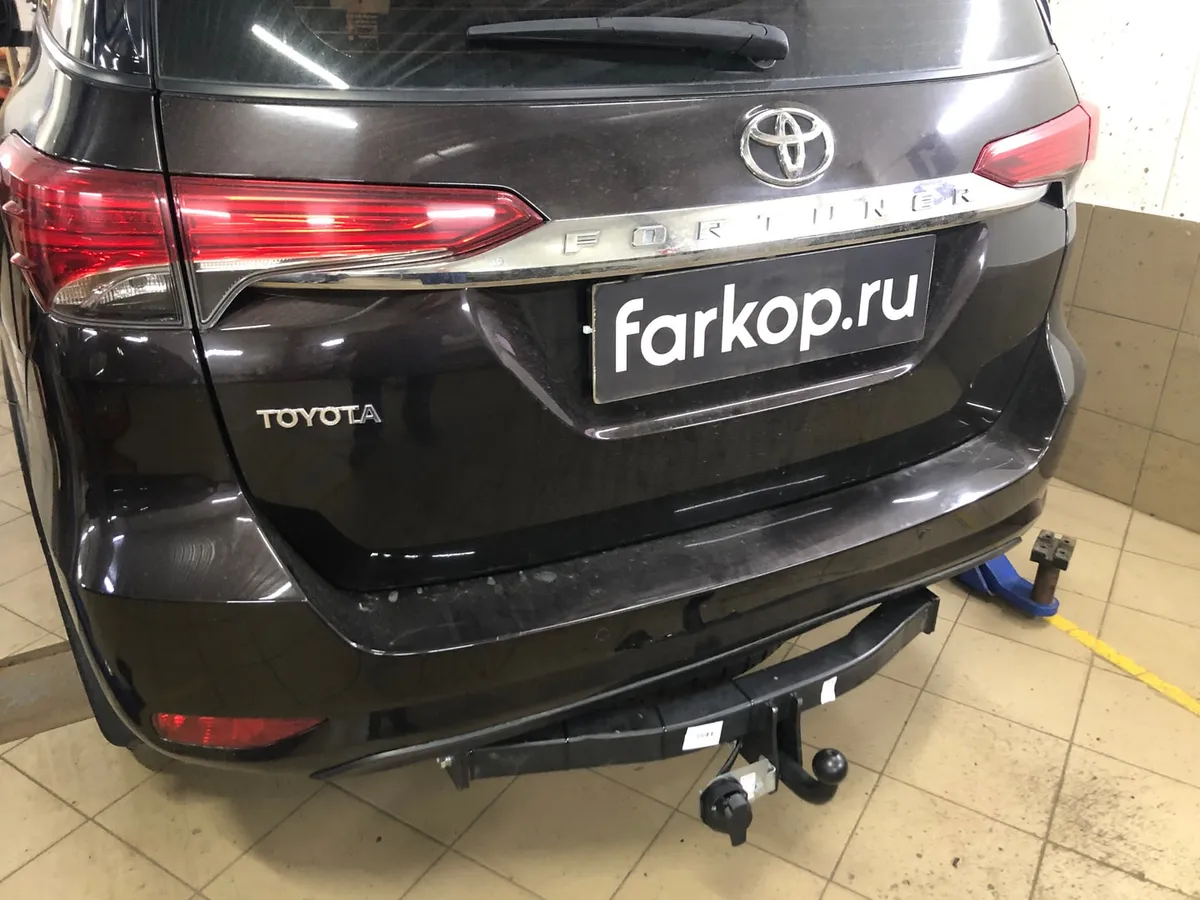 Фаркоп Трейлер для Toyota Fortuner 2017- Арт. 7870 7870 в Иркутск
