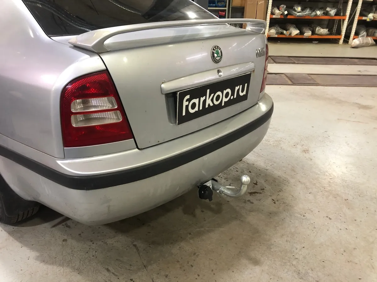 Фаркоп Лидер Плюс для Skoda Octavia Tour (лифтбек) 1996-2011 S104-BA в Иркутск