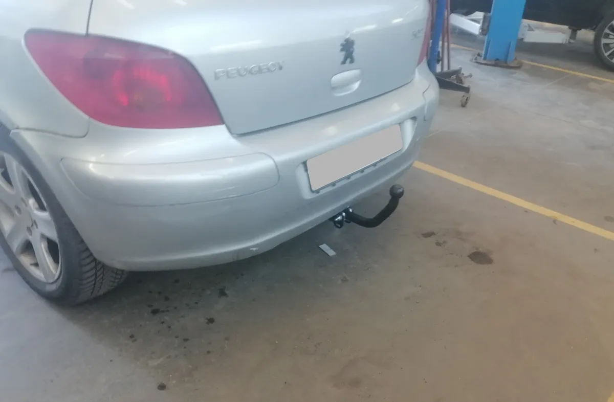 Фаркоп Лидер плюс для Peugeot 307 (хетчбек) 2001-2008 P106-A в Иркутск