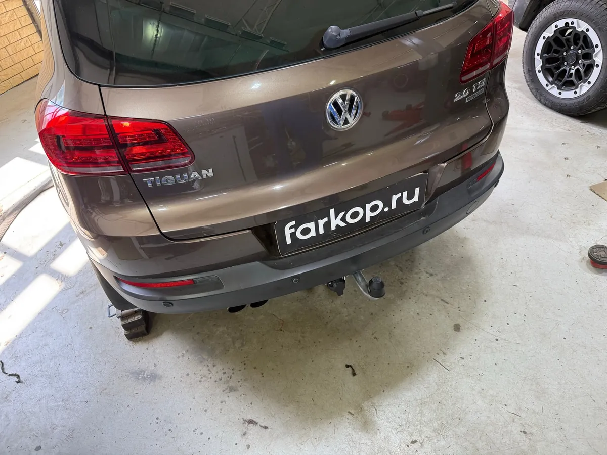 Фаркоп Galia для Volkswagen Tiguan 2007-2016 V069A в Иркутск