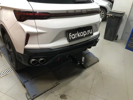 Фаркоп TowRus для Geely Coolray 2020- 299413 в Иркутск