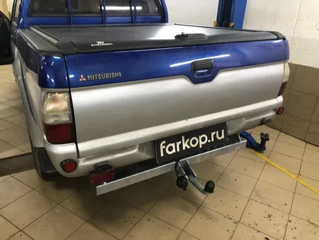 Фаркоп Galia для Mitsubishi L200 1996-2006 M120A в Иркутск
