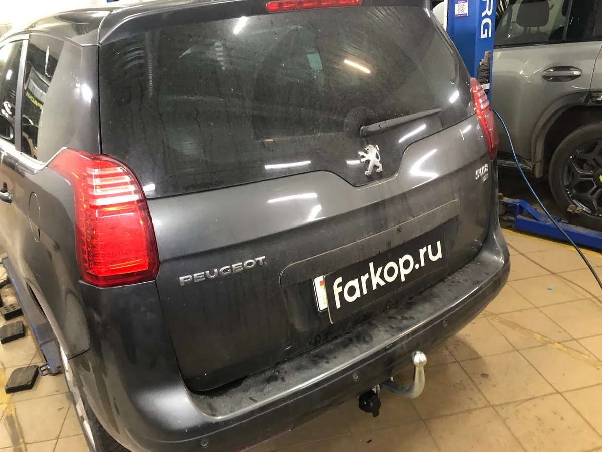Фаркоп Galia для Peugeot 5008 2010-2016 C051A в Иркутск Фаркоп Galia для Peugeot 5008 2010-2016 C051A в Иркутск
