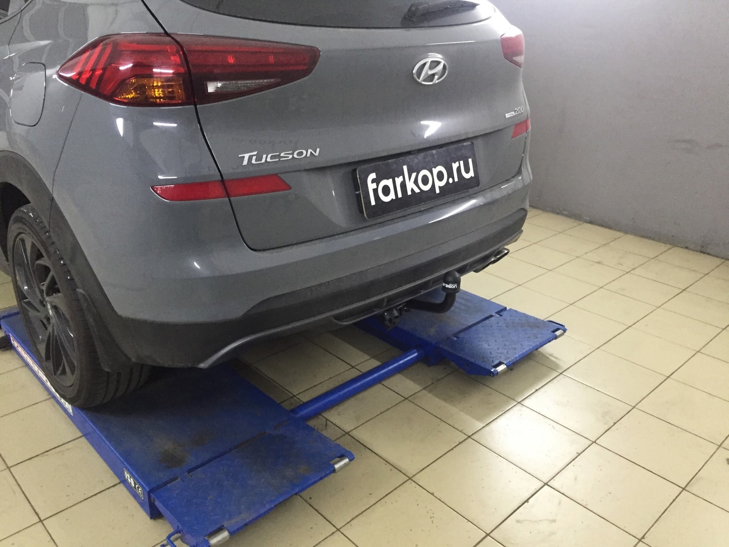 Установили фаркоп Aragon для Hyundai Tucson 2020 г.